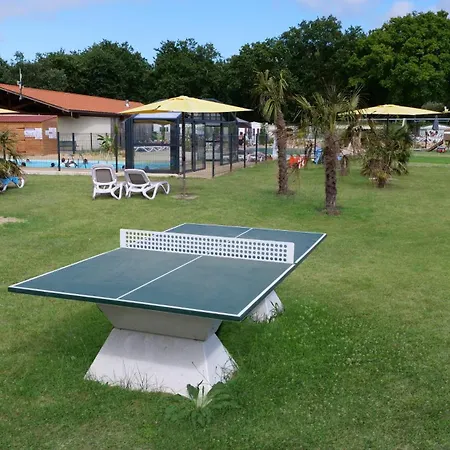 Camping Mobil Xxl 4 - Du Vieux Moulin *